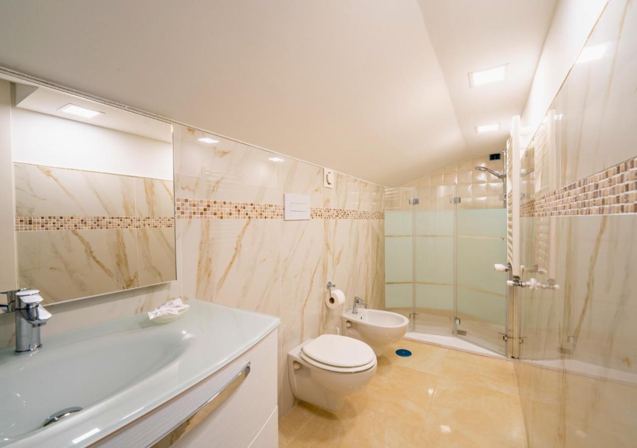 Villa Dei Cesari Bed & Breakfast Santa Maria La Carità Dış mekan fotoğraf
