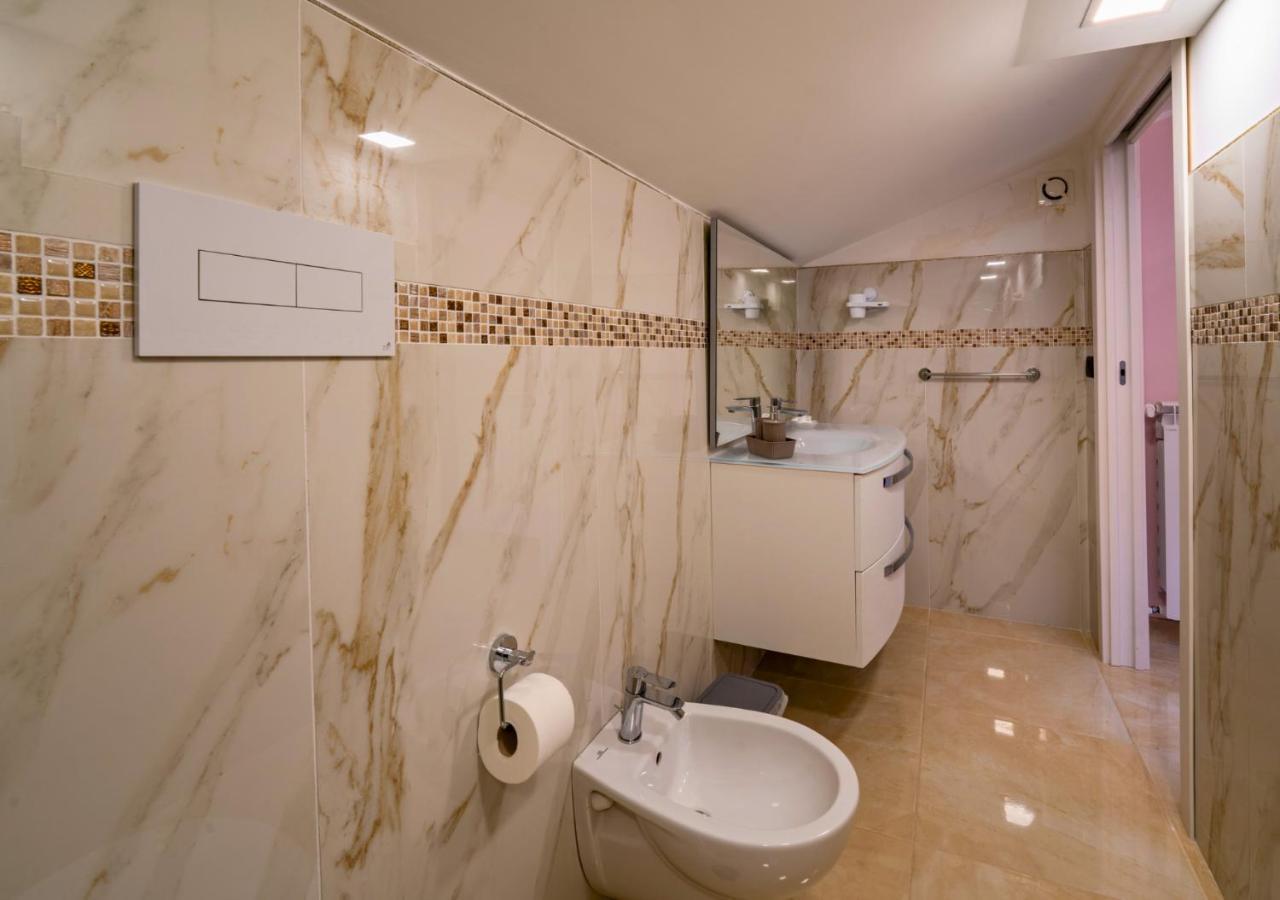 Villa Dei Cesari Bed & Breakfast Santa Maria La Carità Dış mekan fotoğraf