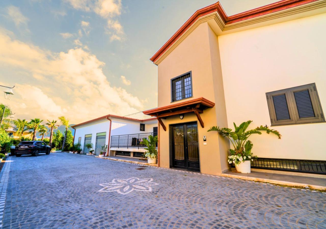 Villa Dei Cesari Bed & Breakfast Santa Maria La Carità Dış mekan fotoğraf